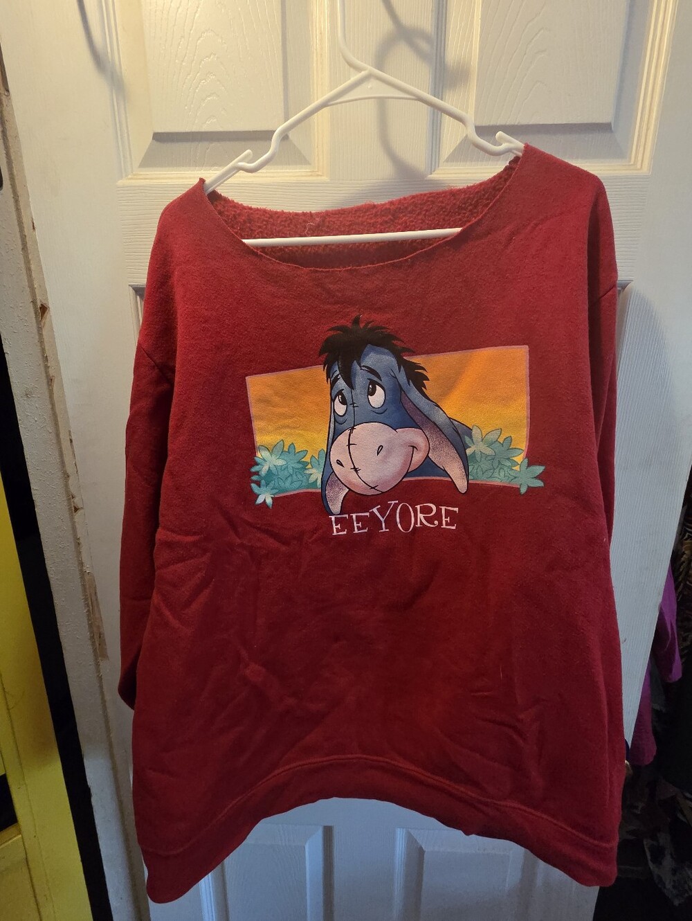 Eeyore Graphic vintage Sweatshirt - Red